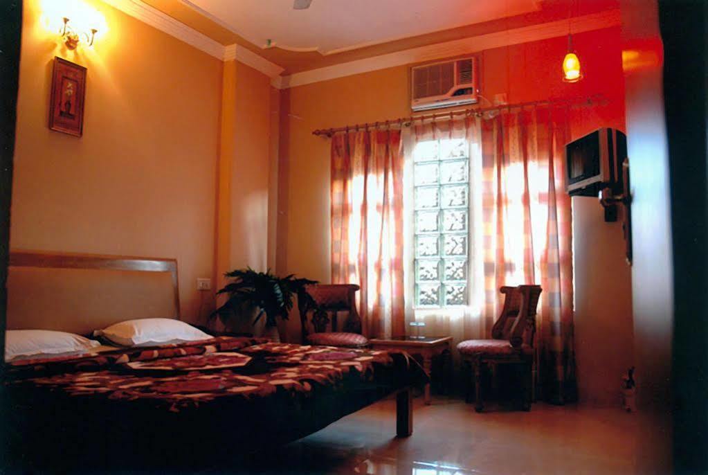 Hotel King Haridwār Екстериор снимка